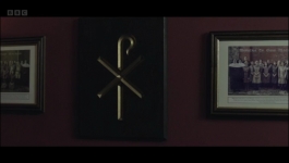 The Woman in the Wall - Season 01 Episode 02